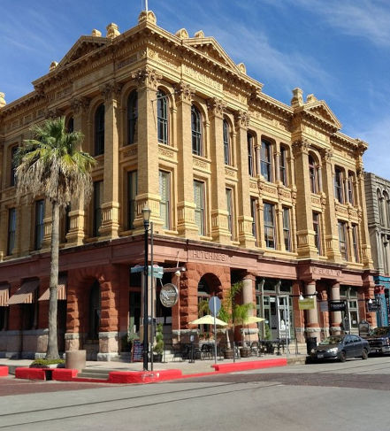 The Strand & Downtown